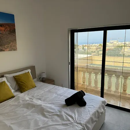 Maison D'amour Farmhouse