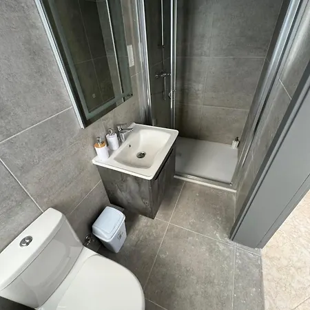 Maison D'amour Farmhouse