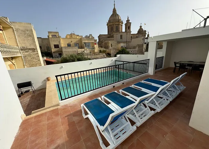 Maison D'amour Farmhouse