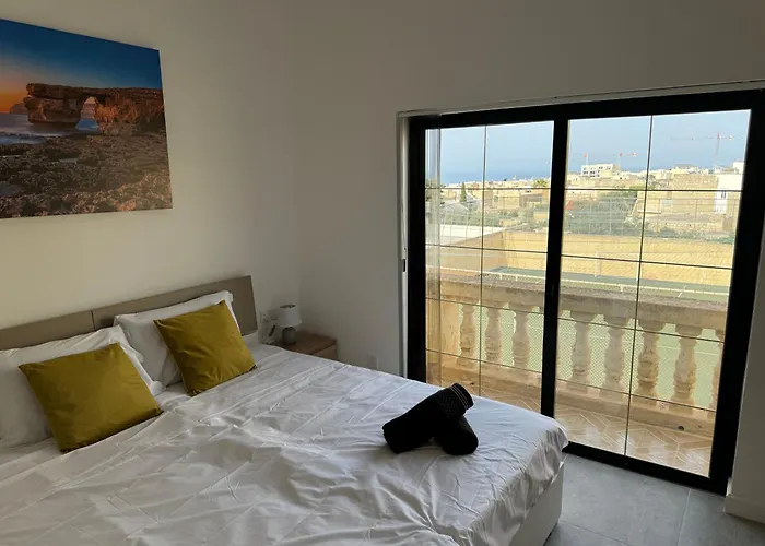 Maison D'amour Farmhouse