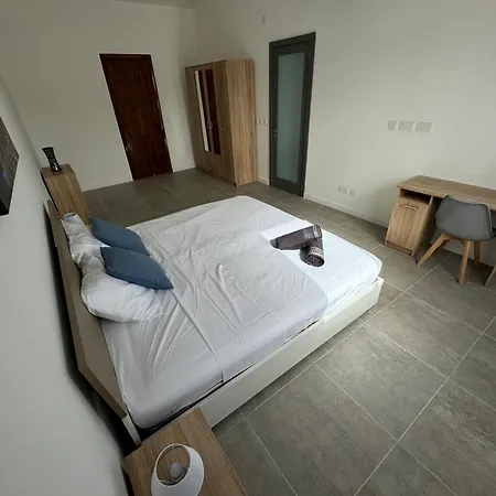 Maison D'amour Farmhouse * נדור