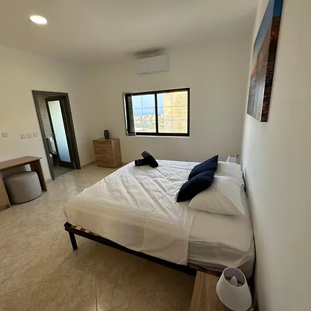 Maison D'amour Farmhouse