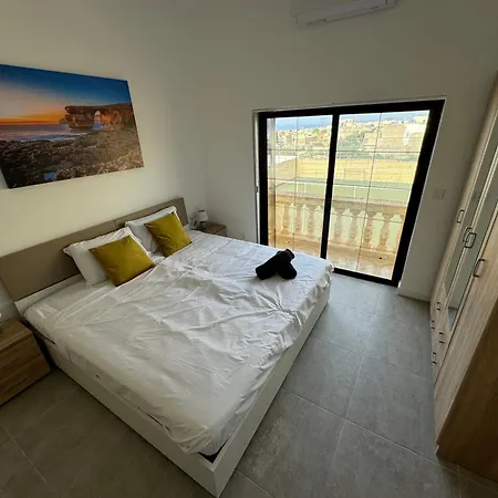 Maison D'amour Farmhouse בית הארחה *
