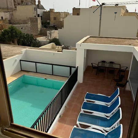 Maison D'amour Farmhouse