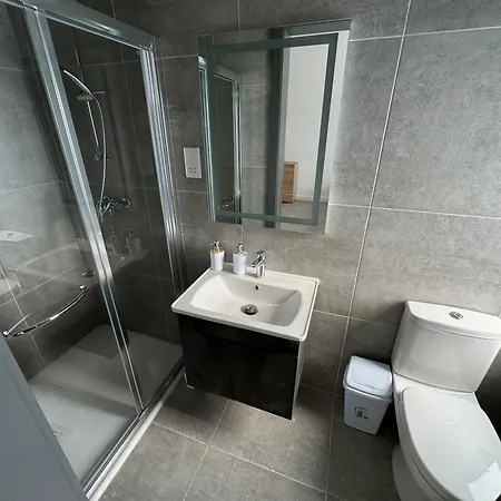 Maison D'amour Farmhouse בית הארחה