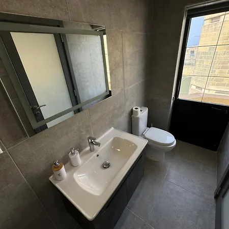 Maison D'amour Farmhouse *