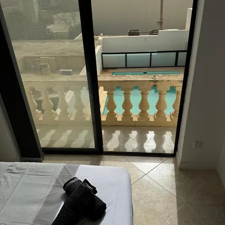 בית הארחה Maison D'amour Farmhouse נדור