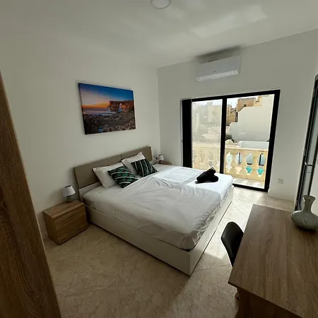 בית הארחה Maison D'amour Farmhouse 3*