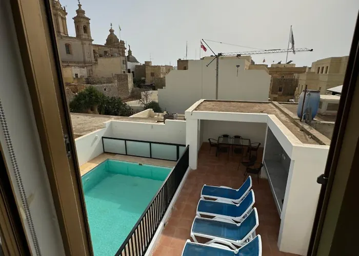 Maison D'amour Farmhouse