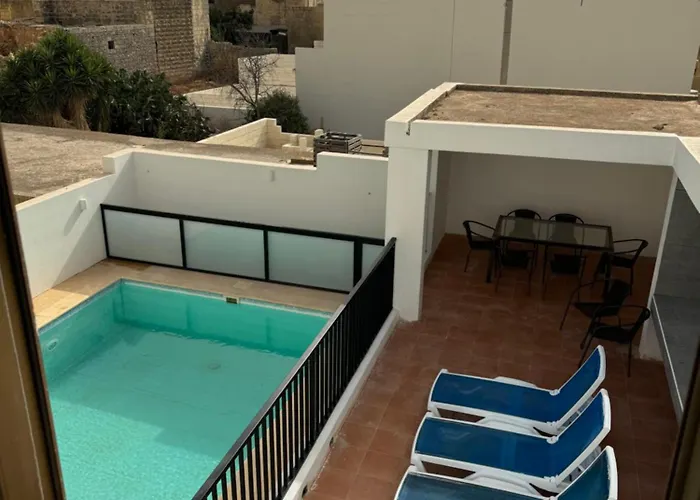 Maison D'amour Farmhouse